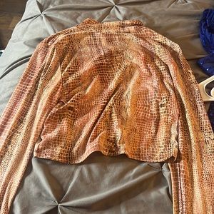 Snake skin long sleeve